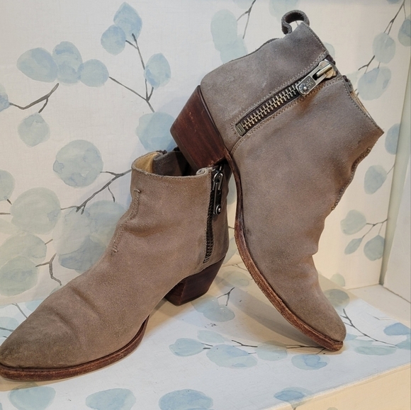 Frye Sacha Moto Shortie Boot Grey Suede 10 B - Picture 4 of 8